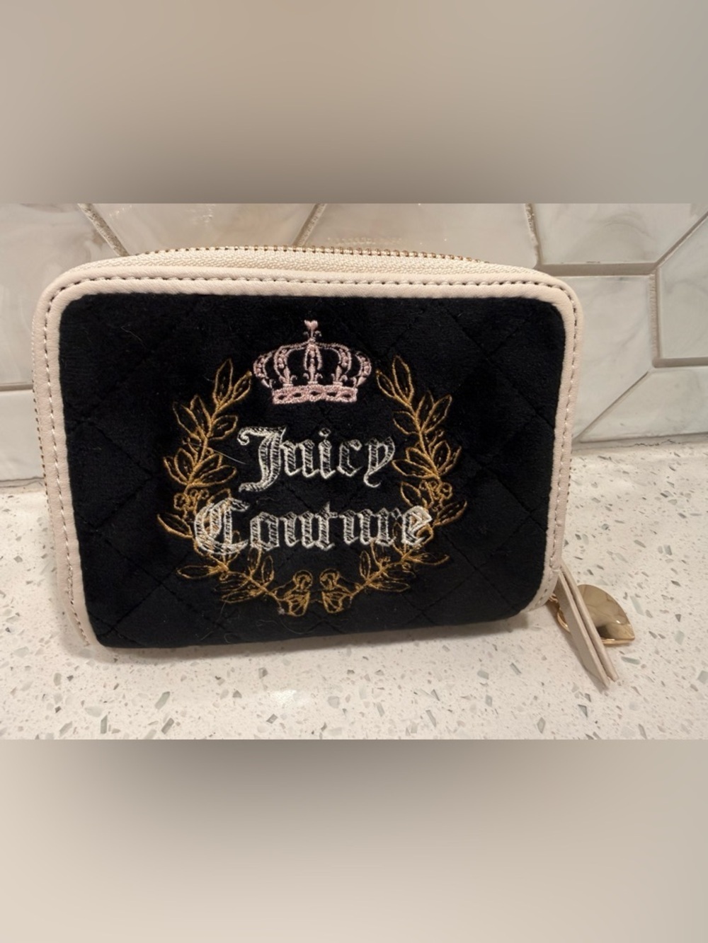 Juicy Couture Royal Couture Velvet Quilted Wallet Crown 2 Zip Sections NEW Y2K